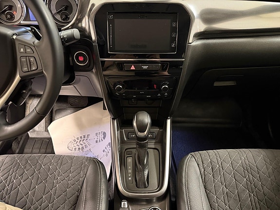 Suzuki Vitara 14 of 29