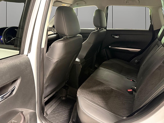 Suzuki Vitara 25 of 29
