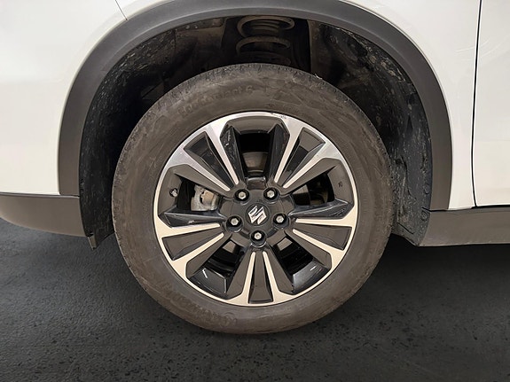 Suzuki Vitara 9 of 29