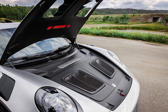 Porsche 911 GT3 RS 25 of 30