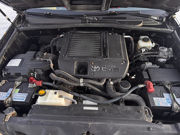 Toyota Land Cruiser 22 of 22