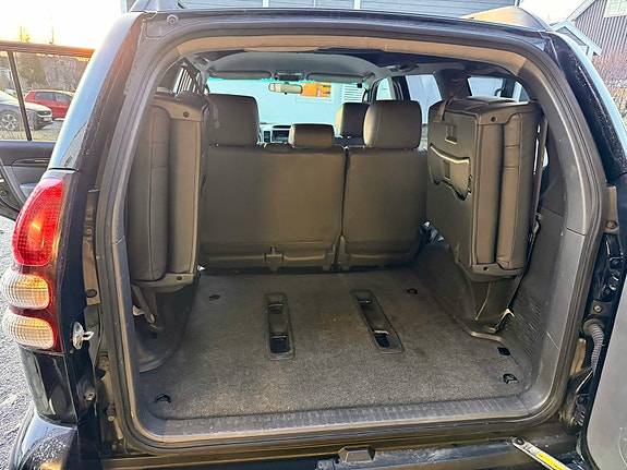 Toyota Land Cruiser 20 of 22