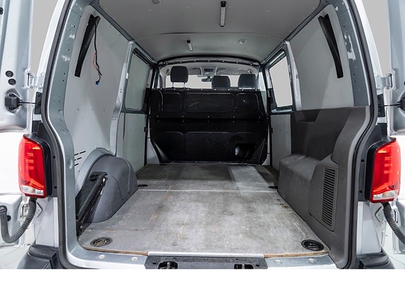 Volkswagen Transporter 16 of 17