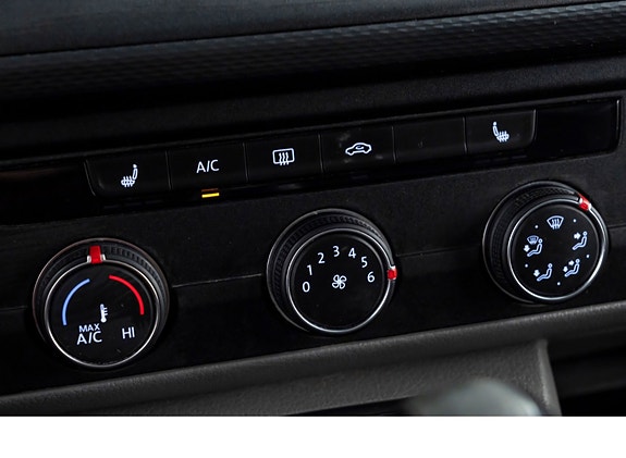 Volkswagen Transporter 13 of 17