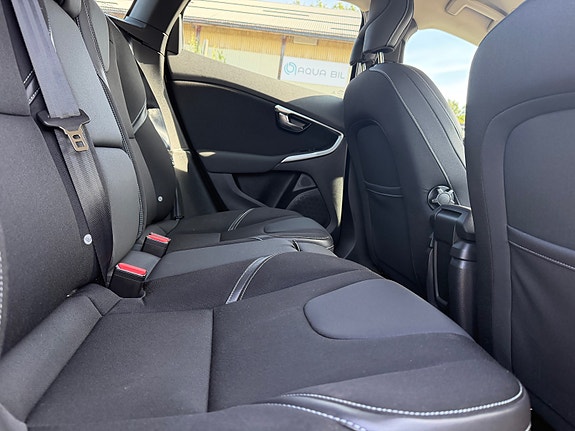 Volvo V40 10 of 19