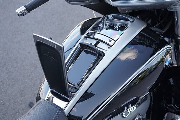 BMW R18 Transcontinental 9 of 17