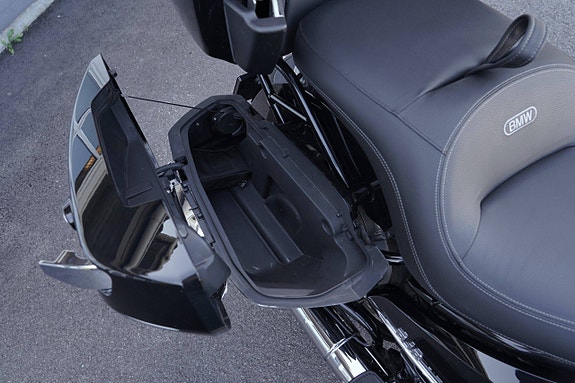 BMW R18 Transcontinental 16 of 17