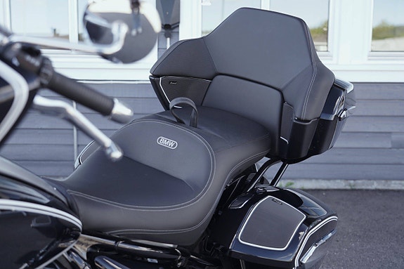 BMW R18 Transcontinental 10 of 17