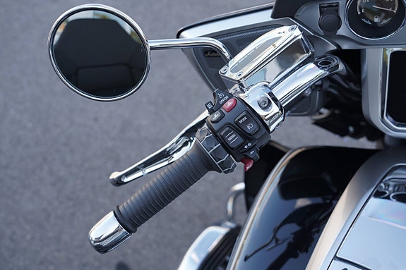 BMW R18 Transcontinental 8 of 17