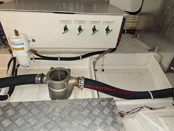 HØSTPRIS Viksund 360 2007 | Volvo Penta D6-435 | Aksling | Baug/aktertrøster 29 of 30