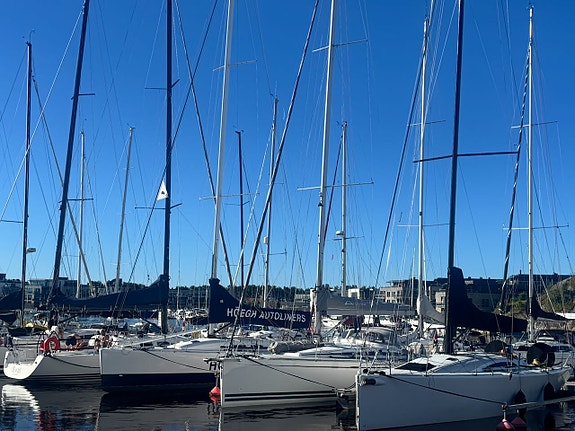 Flott Arcona 410 - Hybrid - premium performance cruiser 24 of 30