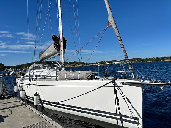 Flott Arcona 410 - Hybrid - premium performance cruiser 10 of 30