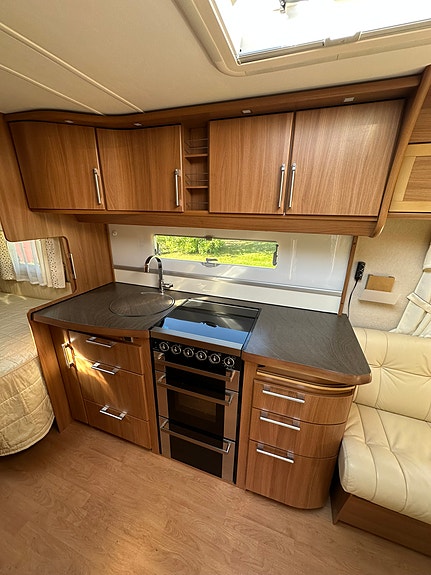 KABE Royal 570 XL 4 of 30