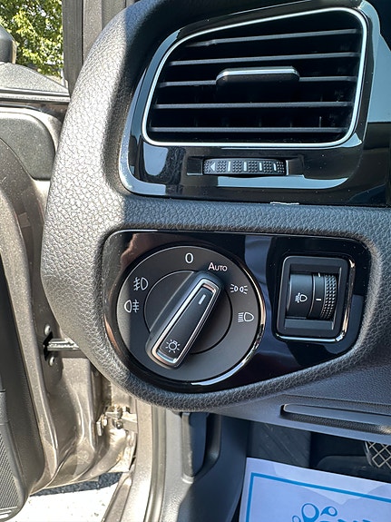 Volkswagen Golf VII 16 of 30