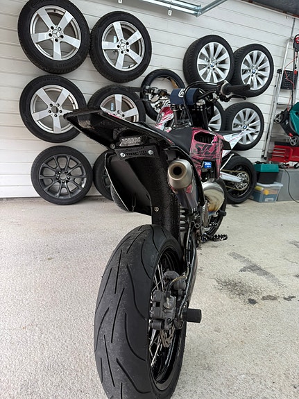 Husqvarna TE 250 5 of 18