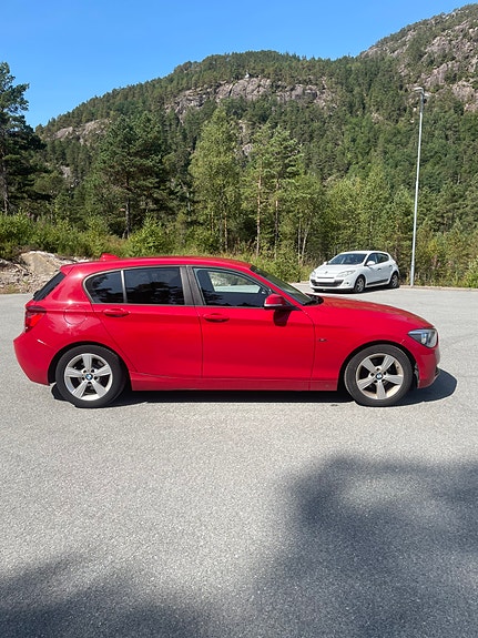 BMW 116d 2 of 26