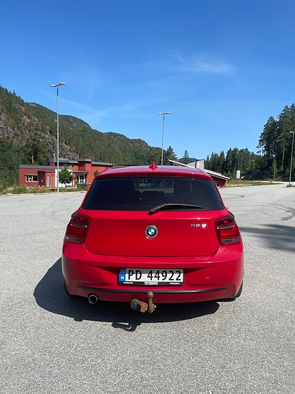 BMW 116d 4 of 26