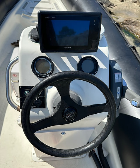 Bombard Explorer 600 DB med Evinrude E-TEC 115 hk – Inkl. reg. Båthenger 4 of 5