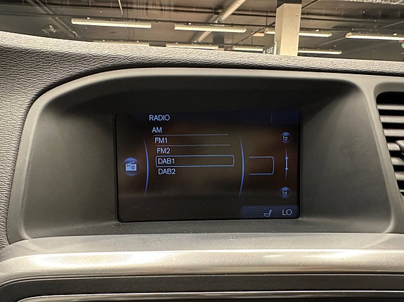 Volvo V60 20 of 30
