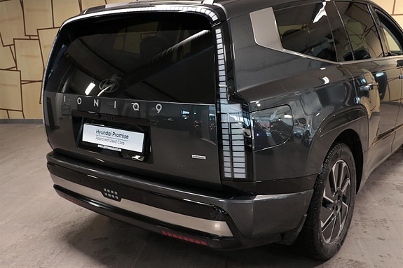 Hyundai Ioniq 9 7 of 30
