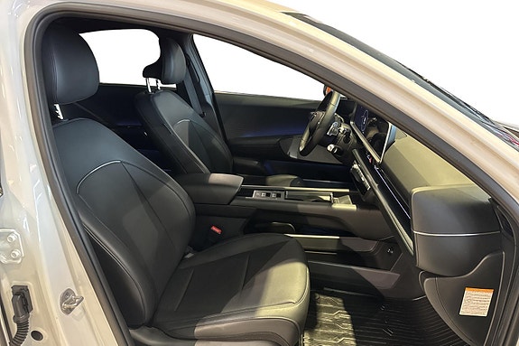 Hyundai Ioniq 6 23 of 26