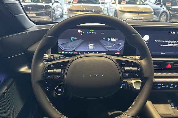 Hyundai Ioniq 6 9 of 26