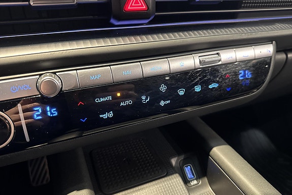Hyundai Ioniq 6 15 of 26