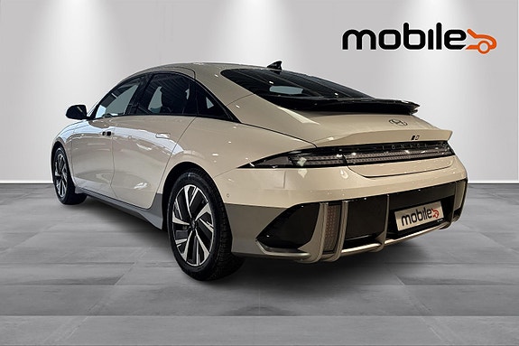 Hyundai Ioniq 6 21 of 26