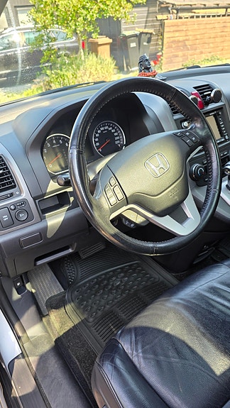 Honda CR-V 16 of 18