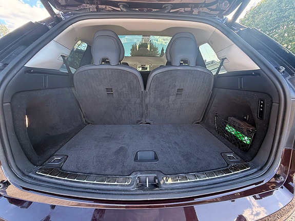 Volvo EX90 7 of 21