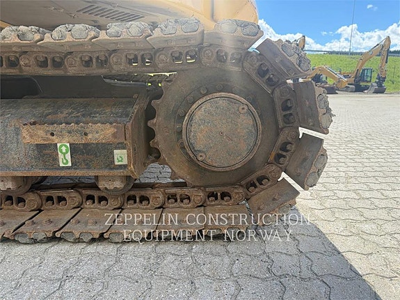 Cat 308-07 14 of 18