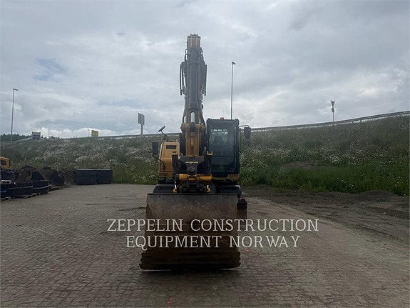 Cat M316-07 10 of 20