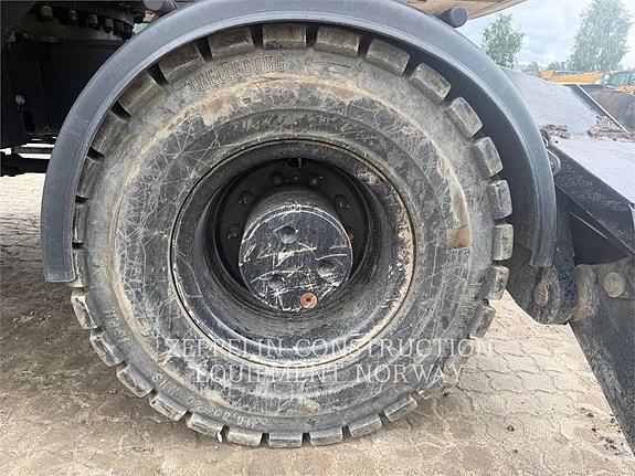 Cat M316-07 17 of 20