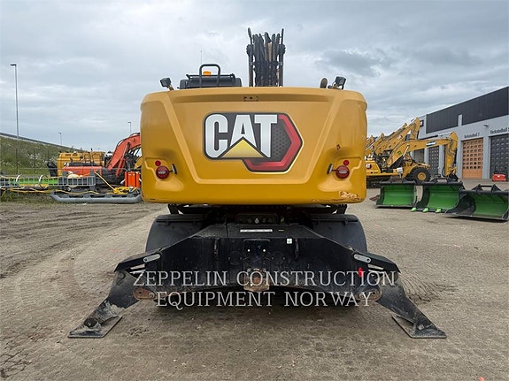 Cat M316-07 13 of 20