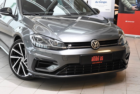 Volkswagen Golf VII 2 of 30