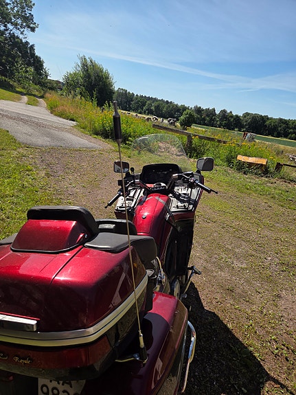 Yamaha XVZ 1300 Venture Royal 8 of 9