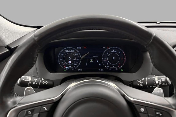 Jaguar F-PACE 9 of 24