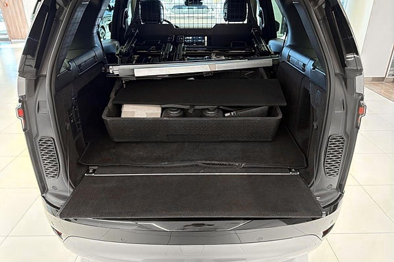 Land Rover Discovery 22 of 25