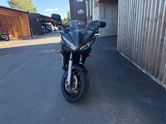 Yamaha FZ-6 FAZER 7 of 14