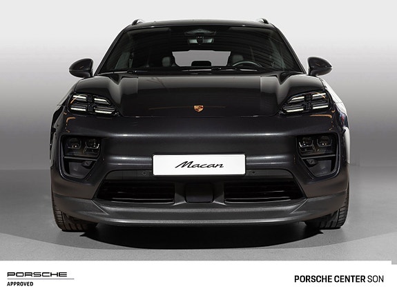 Porsche Macan 9 of 30