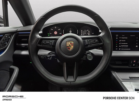 Porsche Macan 19 of 30
