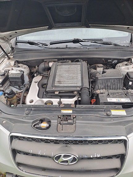 Hyundai Santa Fe 11 of 12