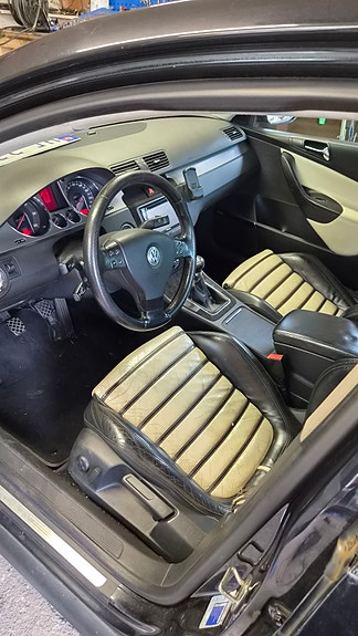 Volkswagen Passat 6 of 13