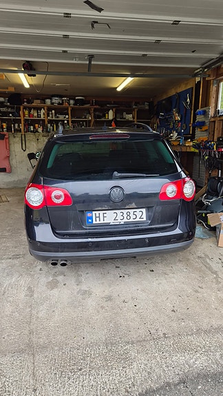 Volkswagen Passat 5 of 13