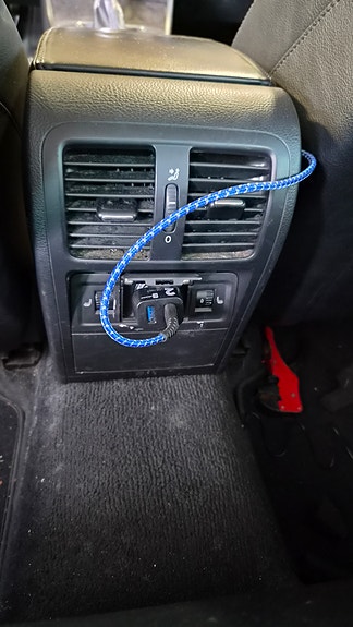 Volkswagen Passat 11 of 13