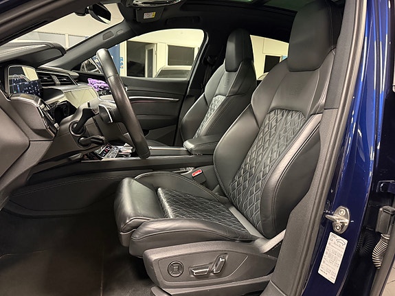 Audi e-tron Sportback 18 of 30