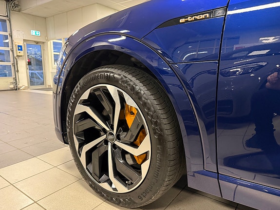Audi e-tron Sportback 13 of 30