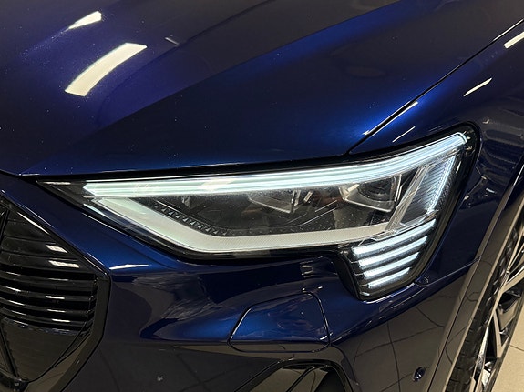 Audi e-tron Sportback 7 of 30