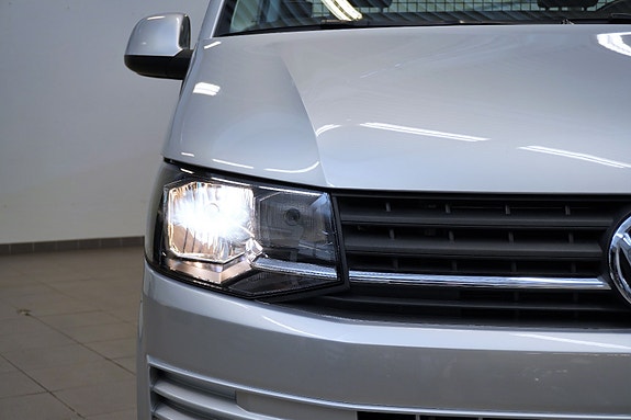Volkswagen Transporter 3 of 22