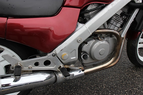 Honda NTV 650 Revere 5 of 5